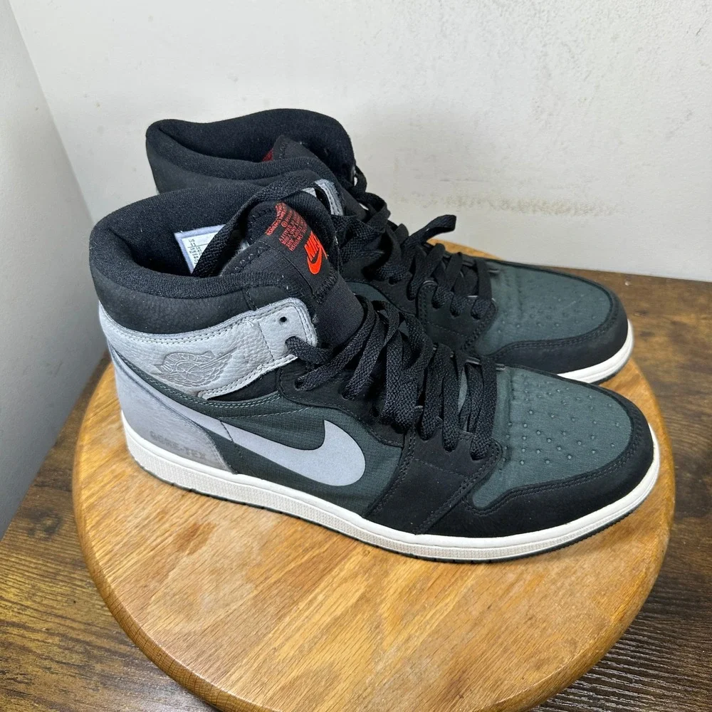 Nike Air Jordan 1 Element Gore-Tex Particle Grey Black DB2889-001 Mens Size 11